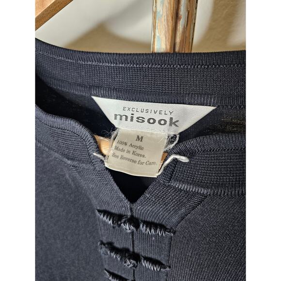 Vintage MIsook Long-Sleeve Pullover Black Tunic Side Vents Size Medium - Picture 3 of 9